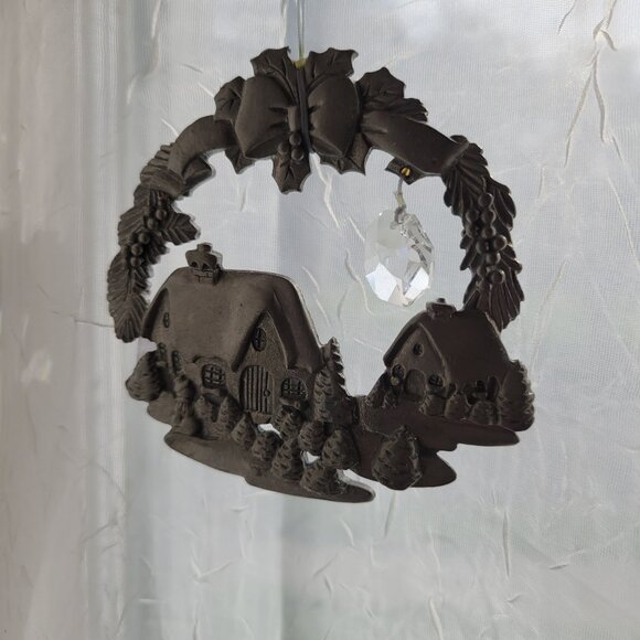 Handcrafted Pewter Christmas Wreath Ornament With Crystal Accent - Picture 6 of 10